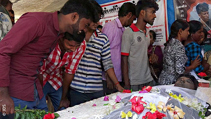 23_10_2016_nadarasa_gajan_jaffna_uni_student_1